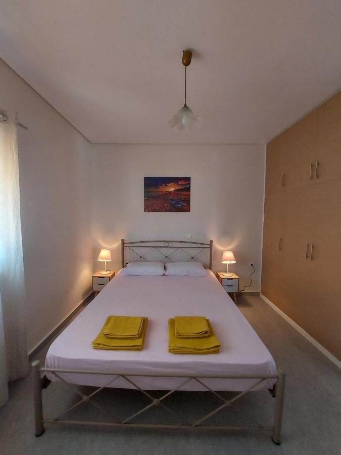 Saint George Family House Villa ปาไลยาโฟไกยา ภายนอก รูปภาพ