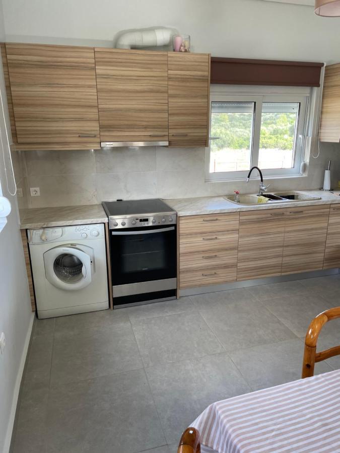 Saint George Family House Villa ปาไลยาโฟไกยา ภายนอก รูปภาพ