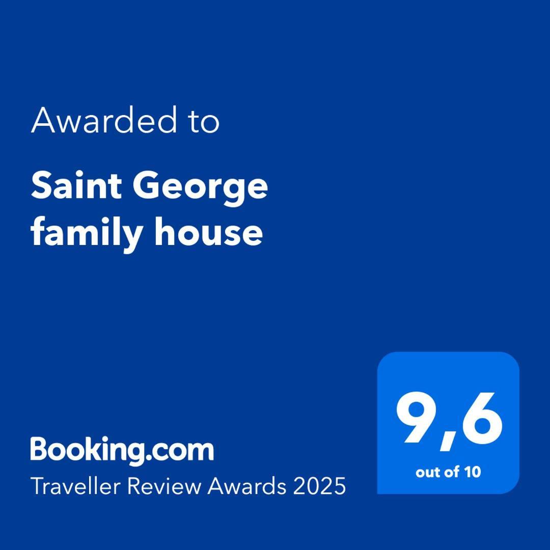 Saint George Family House Villa ปาไลยาโฟไกยา ภายนอก รูปภาพ