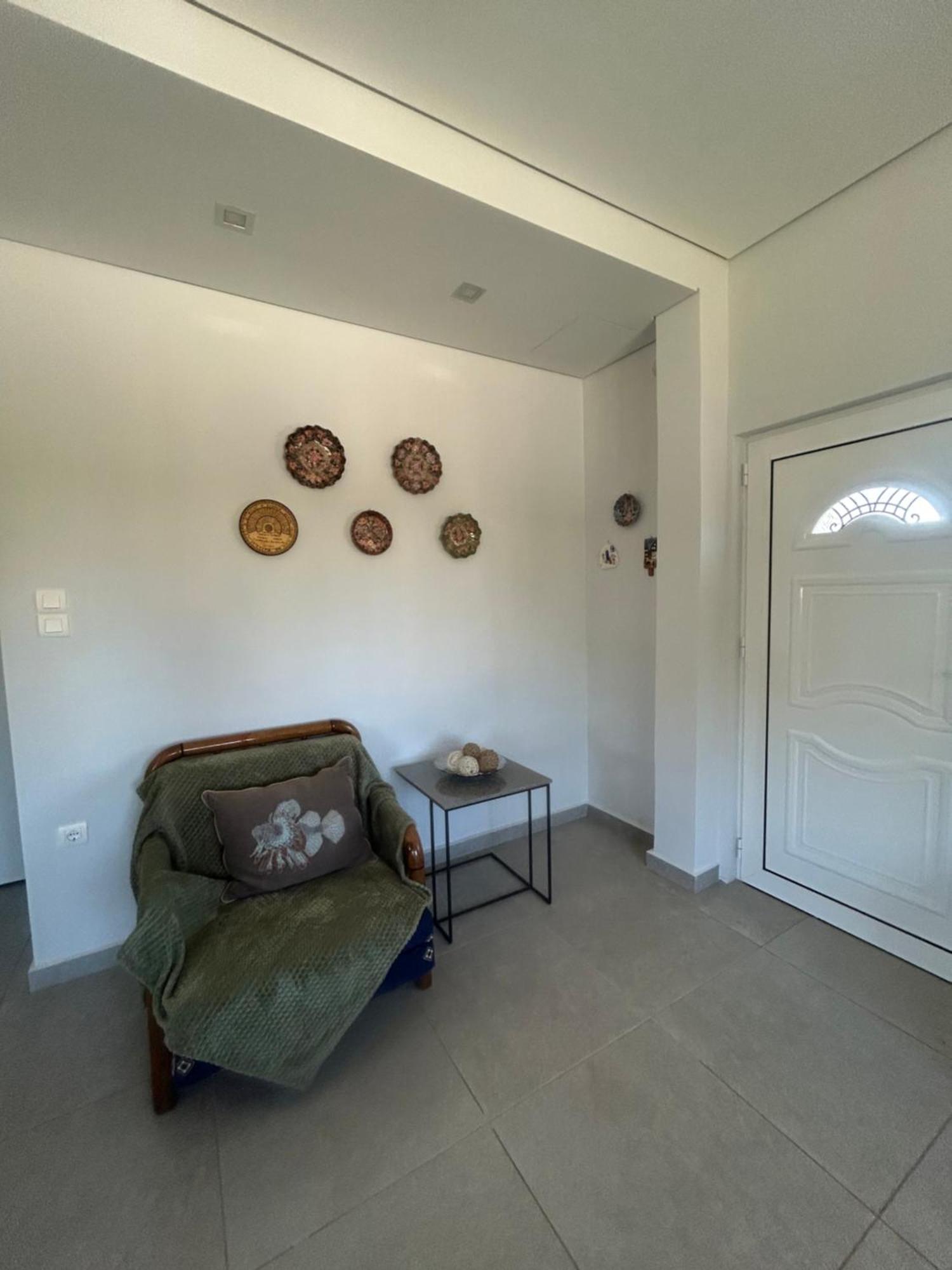 Saint George Family House Villa ปาไลยาโฟไกยา ภายนอก รูปภาพ